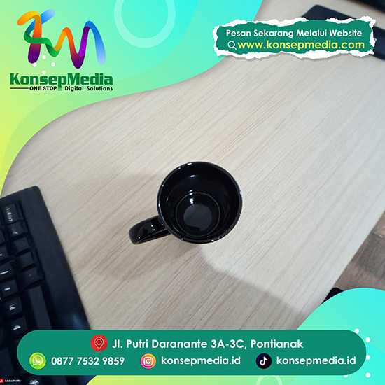 Mug Hitam